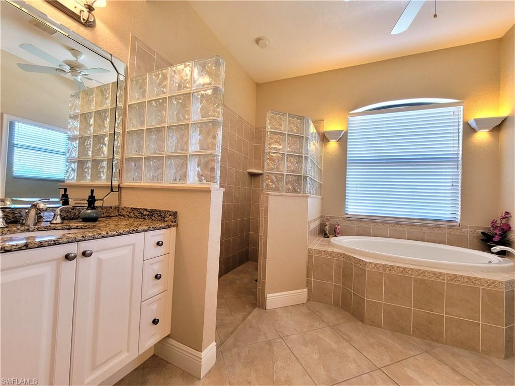 11573 Southwest Dallas Dr N Property Photo 39