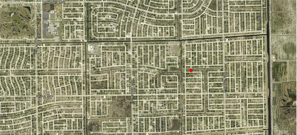 1109 Capri St E Property Photo 2