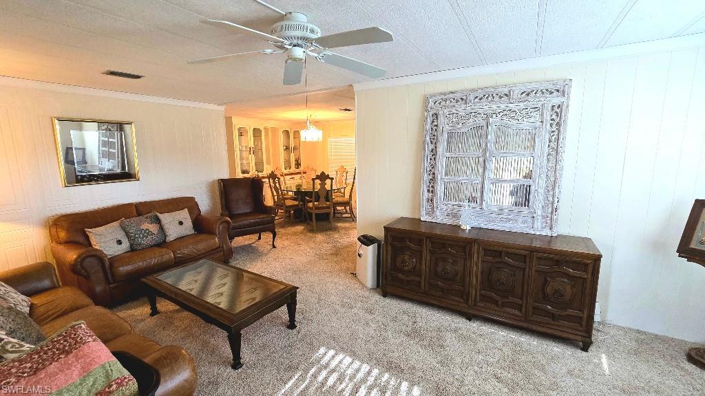 537 Charlemagne Blvd Property Photo 8