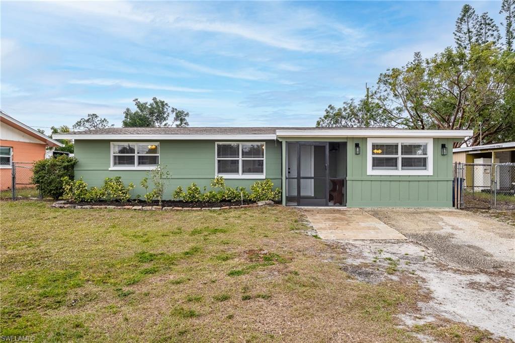 2184 Barry Dr Property Photo