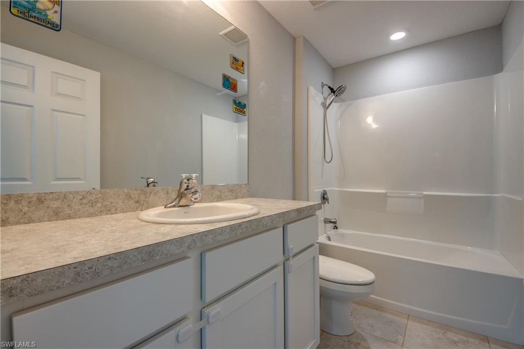 2205 Nw 8th Pl Property Photo 39