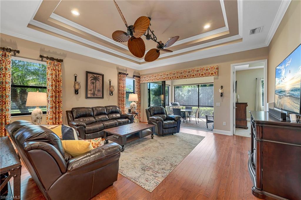 9149 Isla Bella Cir Property Photo