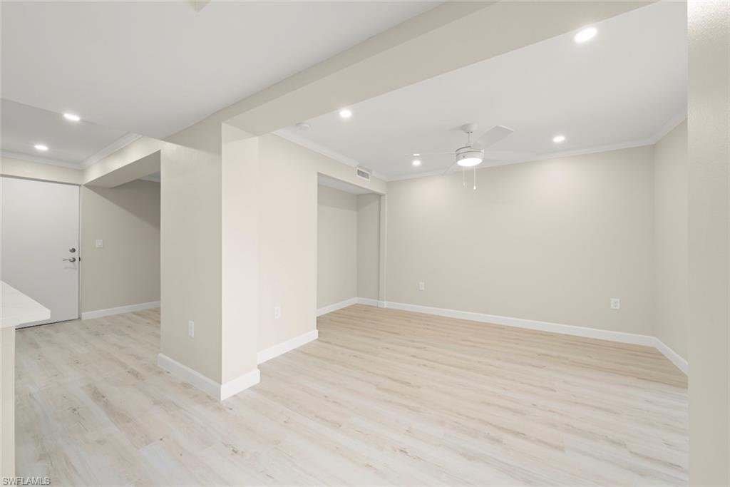 200 Periwinkle Way 132 Property Photo 19