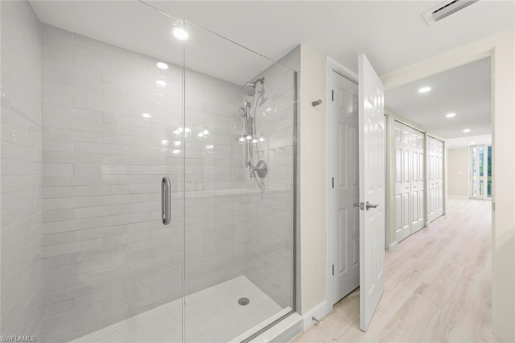200 Periwinkle Way 132 Property Photo 31
