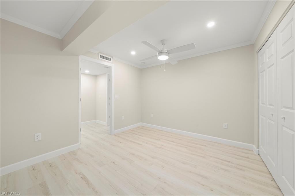 200 Periwinkle Way 132 Property Photo 35