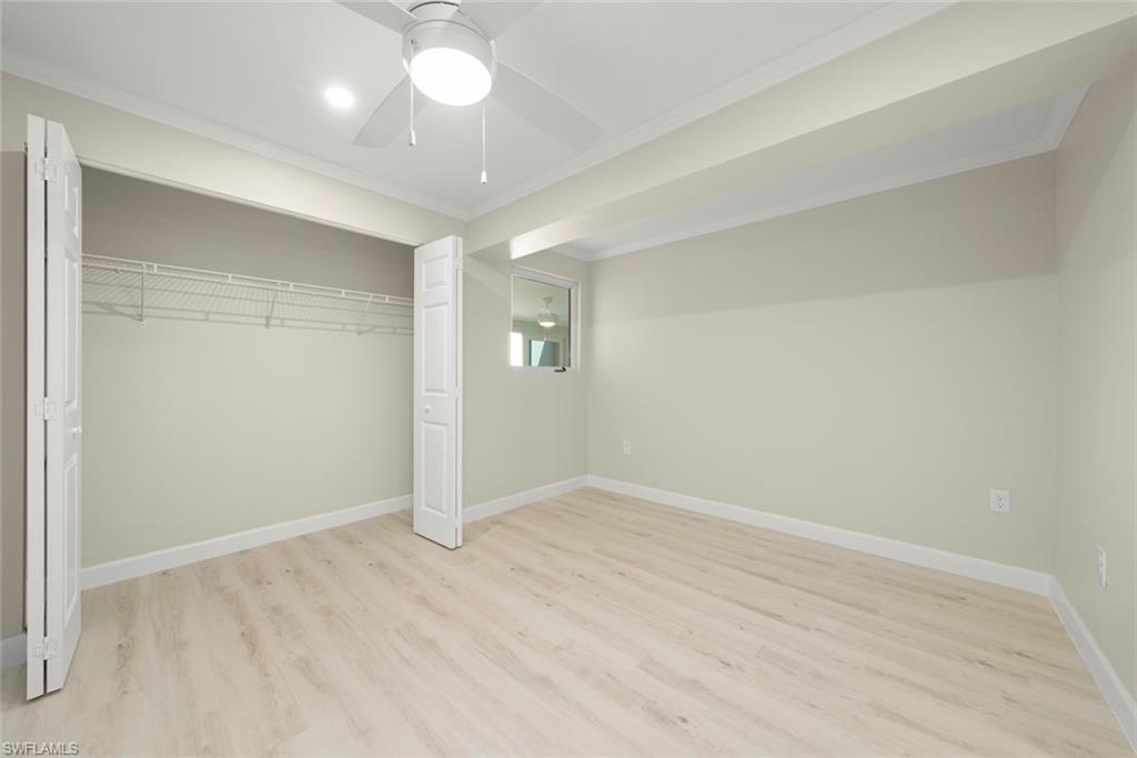 200 Periwinkle Way 132 Property Photo 36