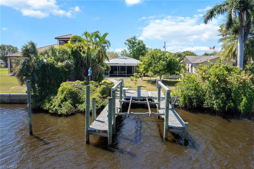 2032 Bahama Ave Property Photo 2