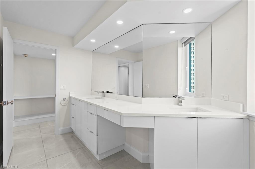 5555 Heron Point Dr # 801 Property Photo 21