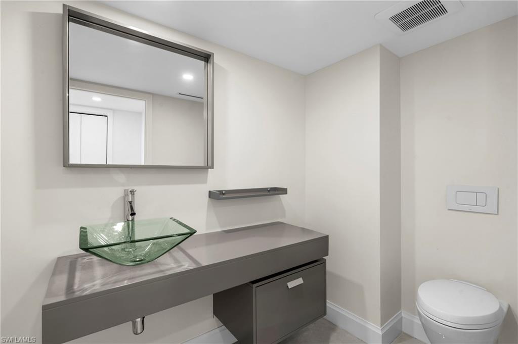 5555 Heron Point Dr # 801 Property Photo 26