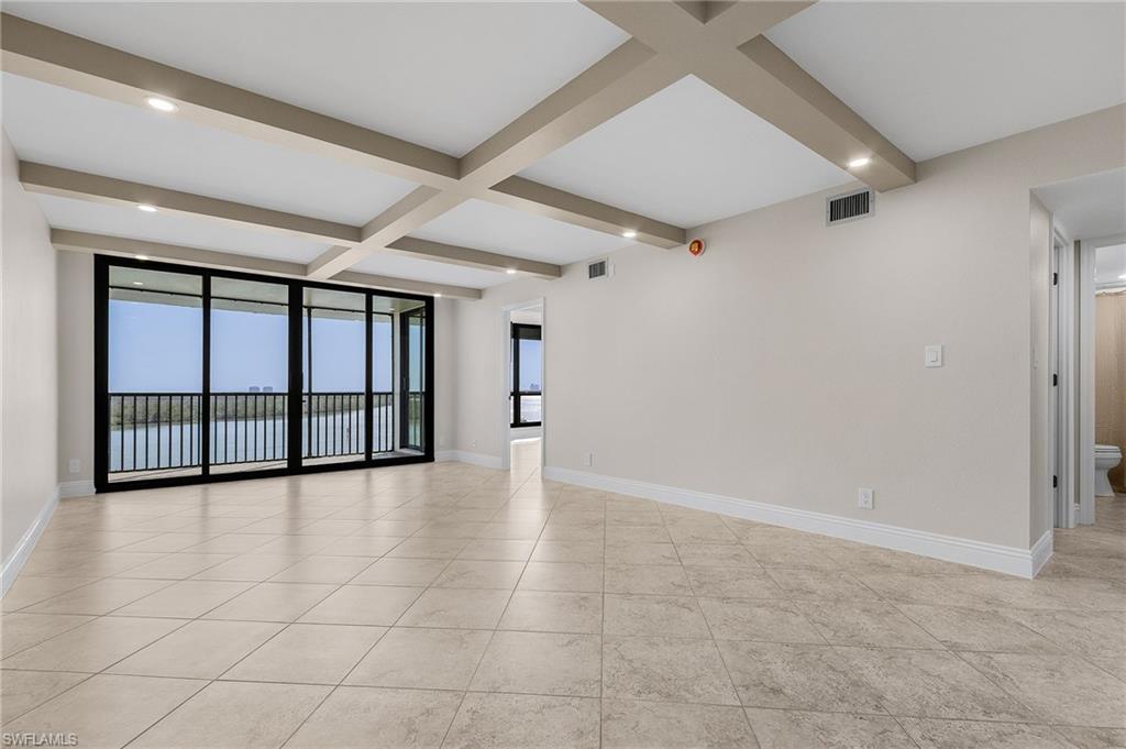 4253 Bay Beach Ln # B5 Property Photo