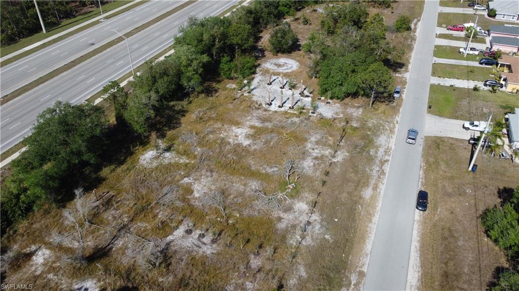 956 Meadow Rd Property Photo 2