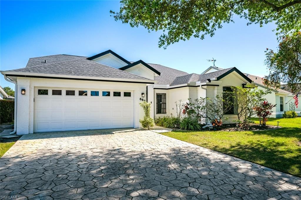 662 Lambton Ln Property Photo