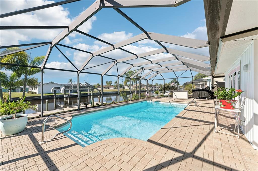 1691 Lakeside Ter Property Photo 34