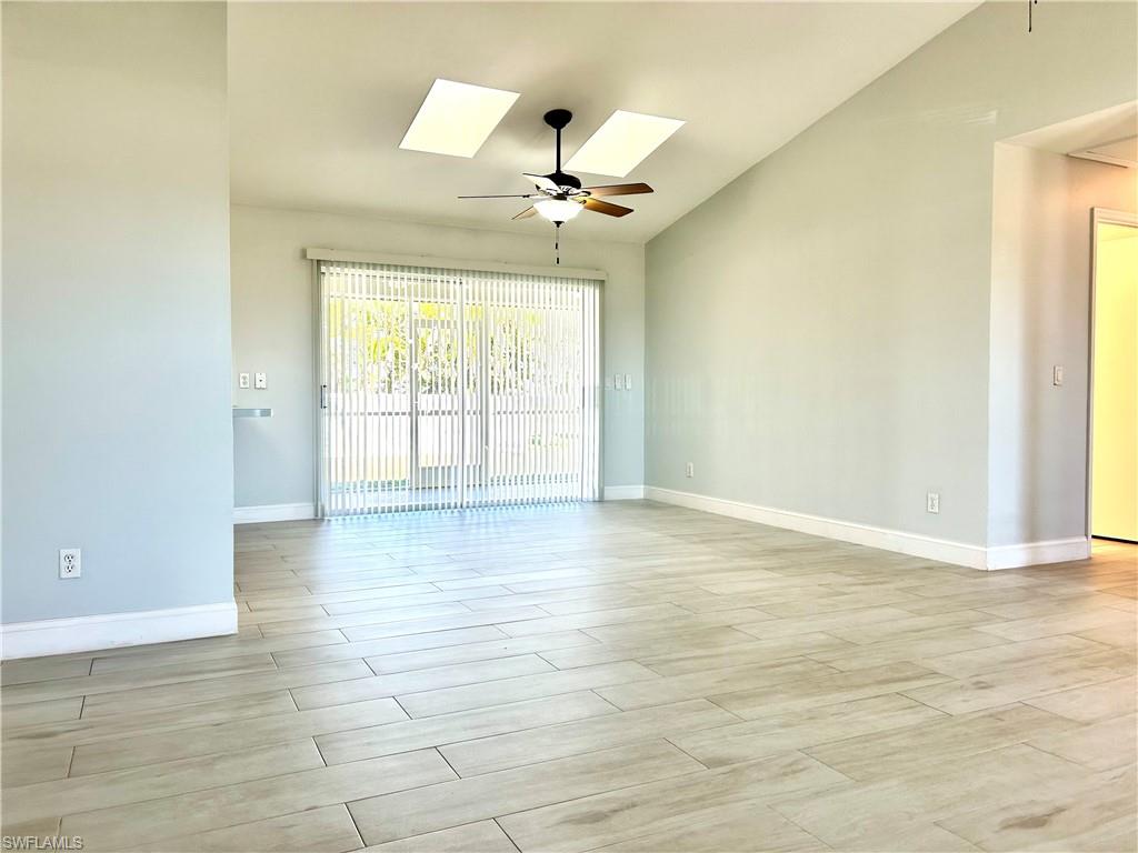 1203 Sw 34th St Property Photo 5