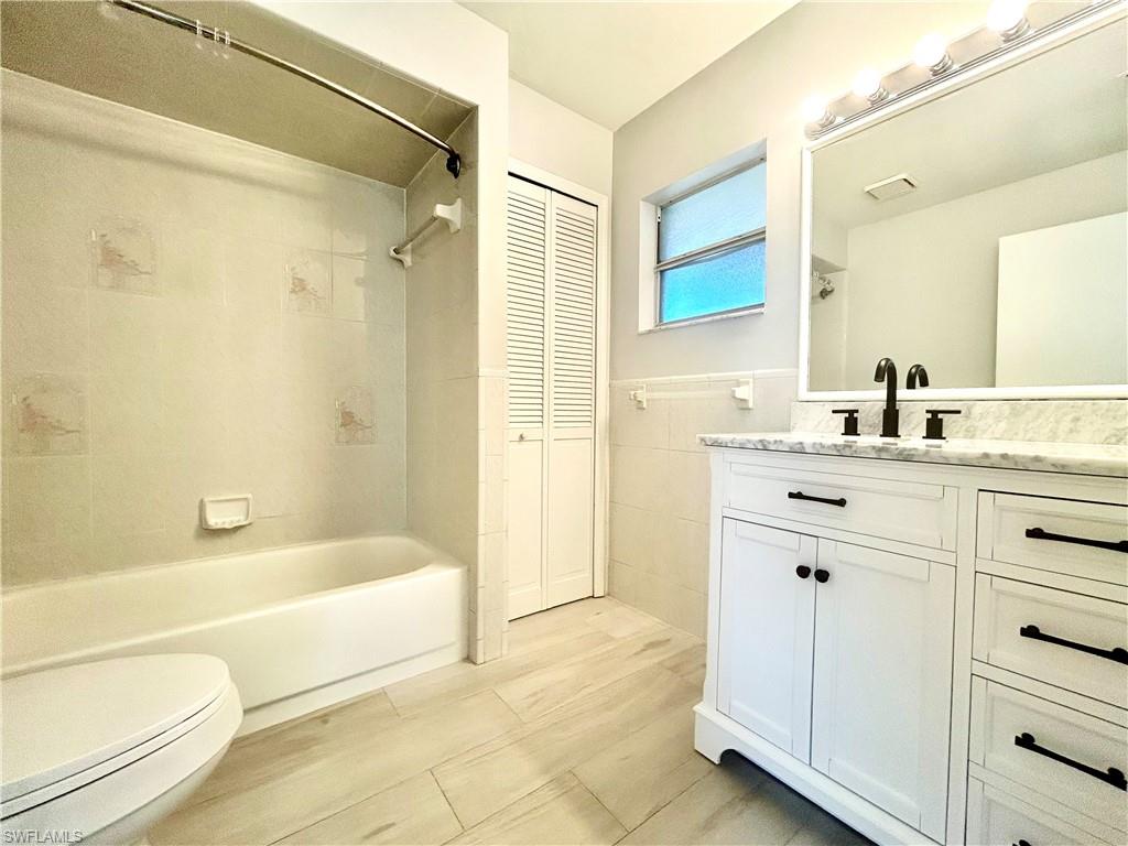 1203 Sw 34th St Property Photo 16