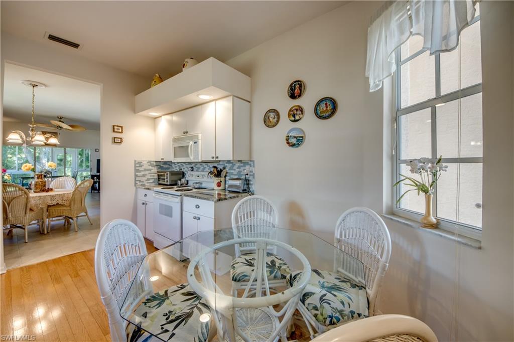 8664 Patty Berg Ct Property Photo 18