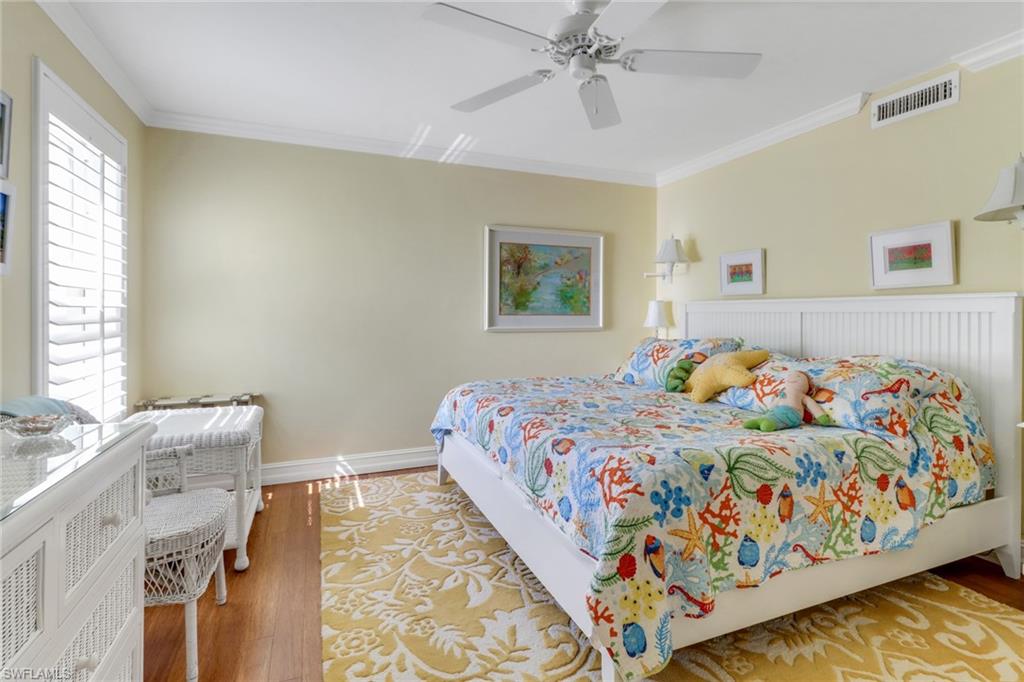 2850 Gulf Shore Blvd N # 203 Property Photo 12