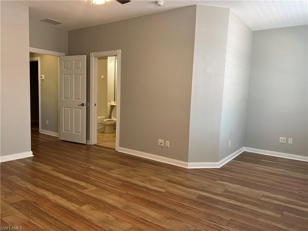 28234 Villagewalk Cir Property Photo 9