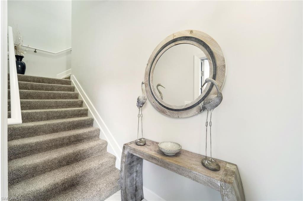 10240 Glastonbury Cir # 202 Property Photo 6