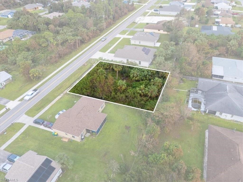 20391 Peachland Blvd Property Photo 3