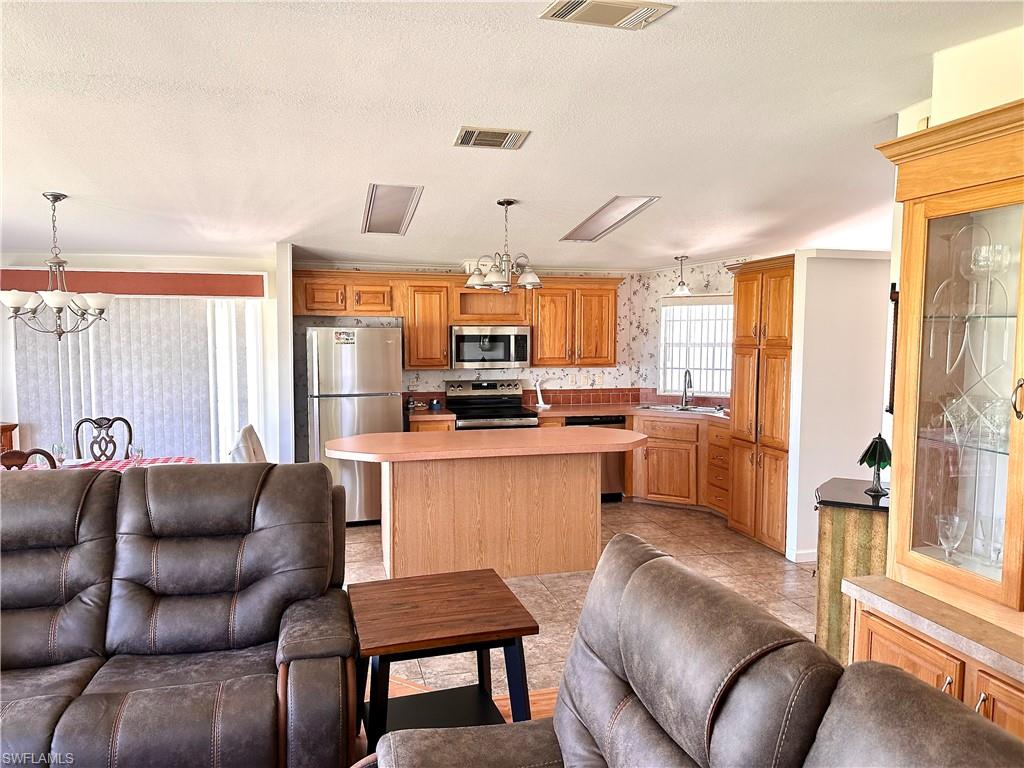 2100 Kings Hwy # 908 Property Photo 11