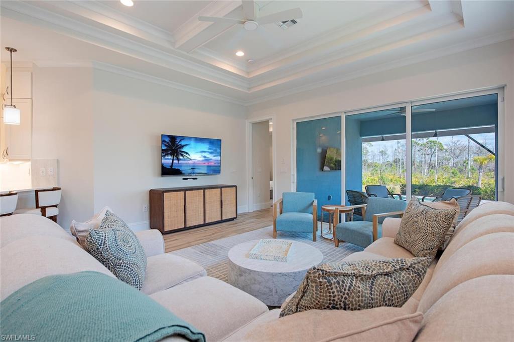 6350 Negril Isle Dr Property Photo 2