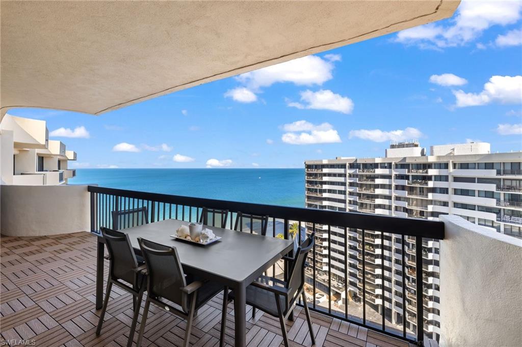 4001 Gulf Shore Blvd N Property Photo 5