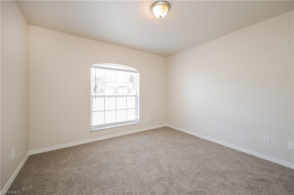 2496 De Vore St Property Photo 12