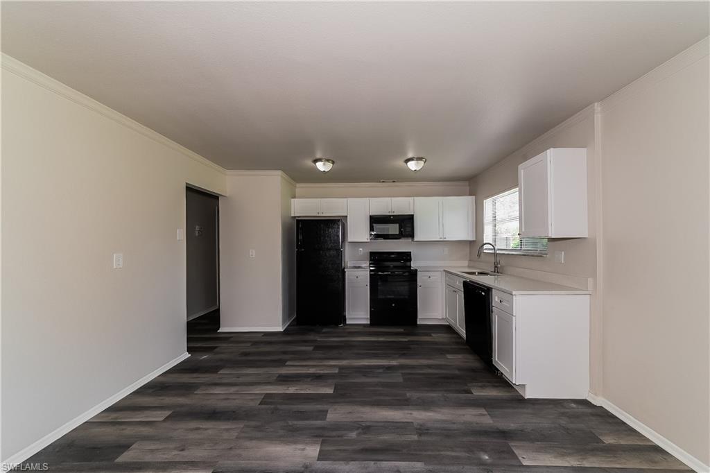 5726 Kenwood Dr Property Photo 6