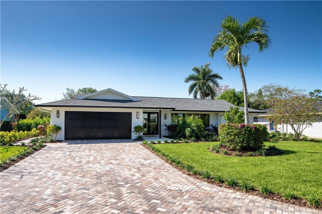 664 Pompano Dr Property Photo