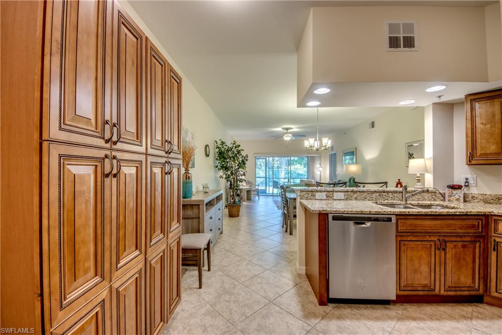 1113 Winding Pines Cir # 108 Property Photo 3