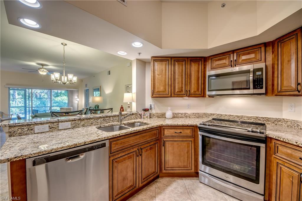 1113 Winding Pines Cir # 108 Property Photo 6
