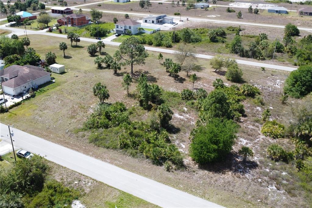 912 Mercury Ave S Property Photo 3
