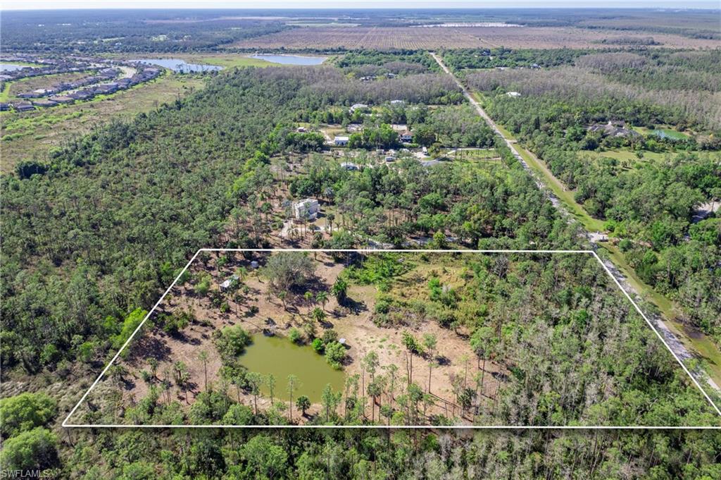 19261 Burgundy Farms Rd Property Photo 3