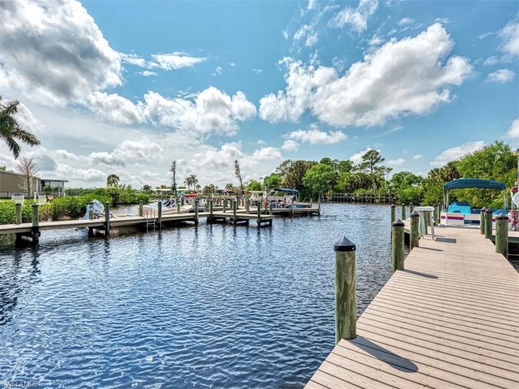 172 Palm Harbor Property Photo 3