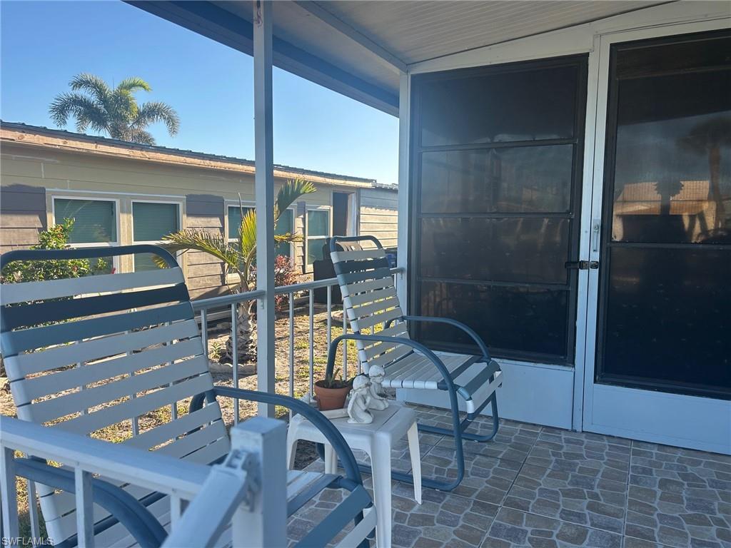 172 Palm Harbor Property Photo 5
