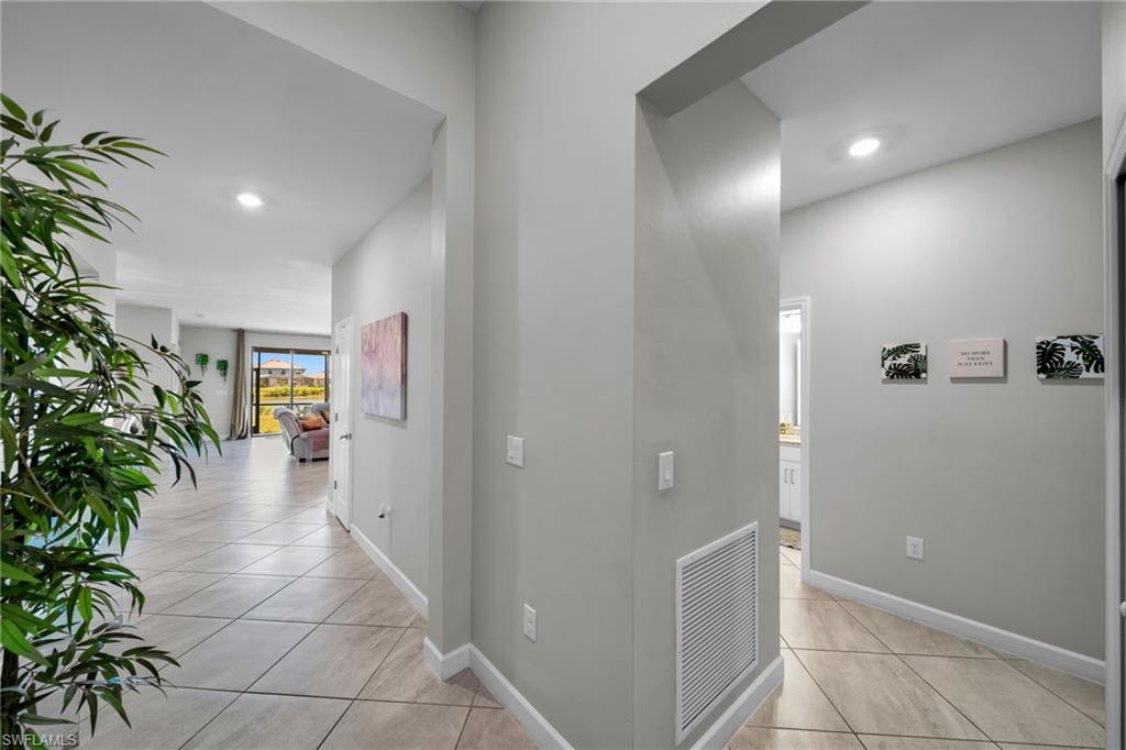 13846 Pine Lodge Ln Property Photo 4