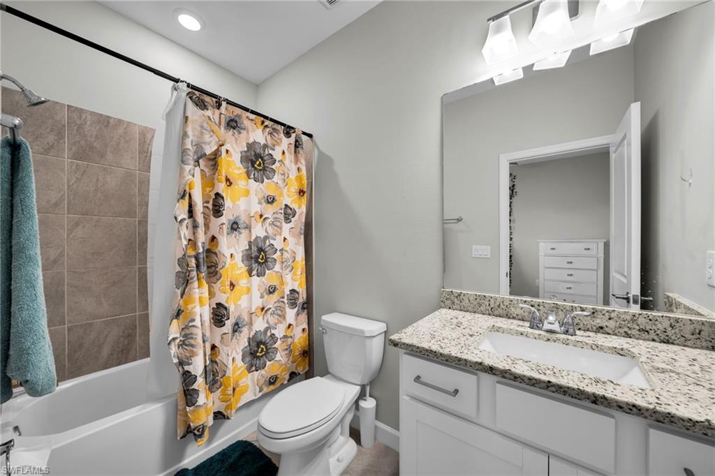 13846 Pine Lodge Ln Property Photo 16
