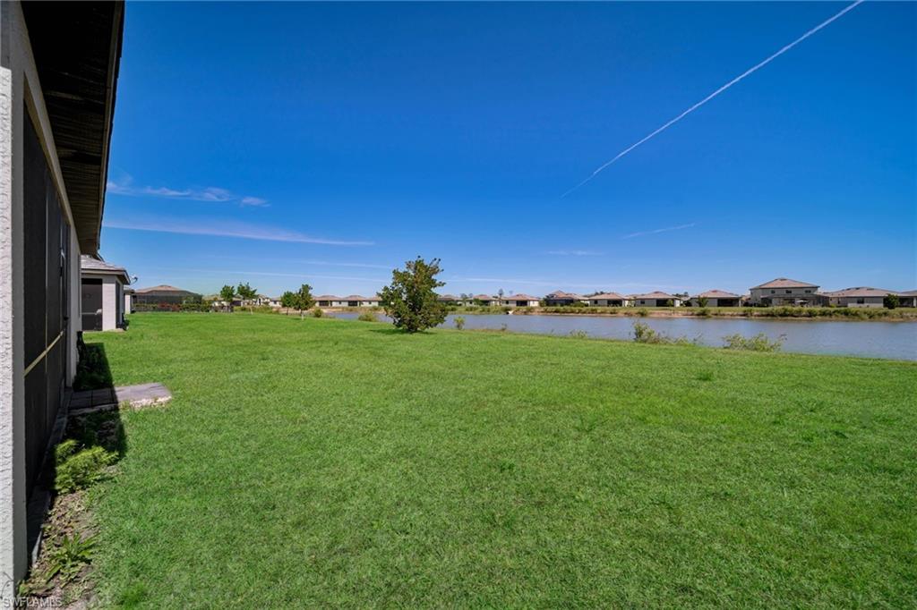 13846 Pine Lodge Ln Property Photo 32
