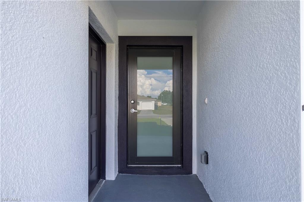 338 Harry Ave S Property Photo 3