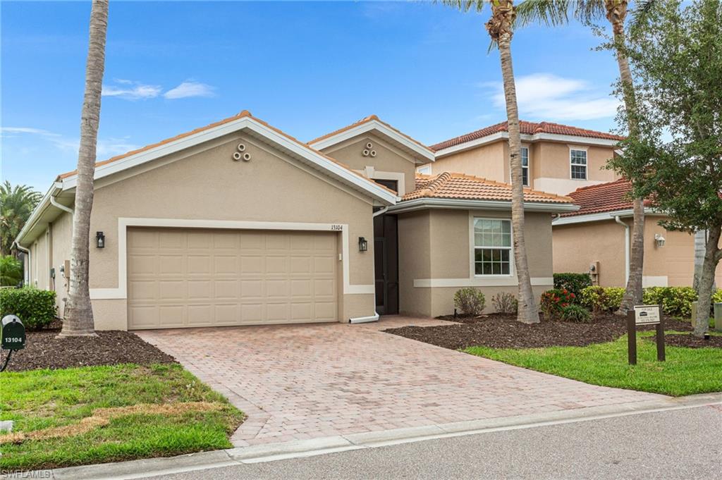 13104 Silver Thorn Loop Property Photo 2