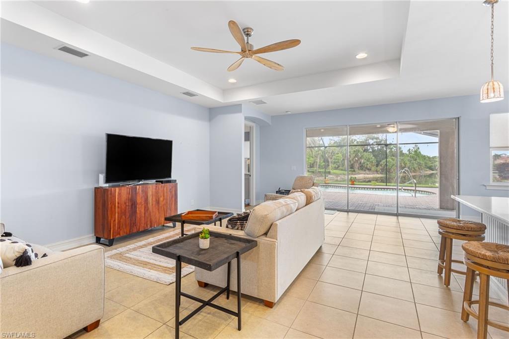 13104 Silver Thorn Loop Property Photo 3