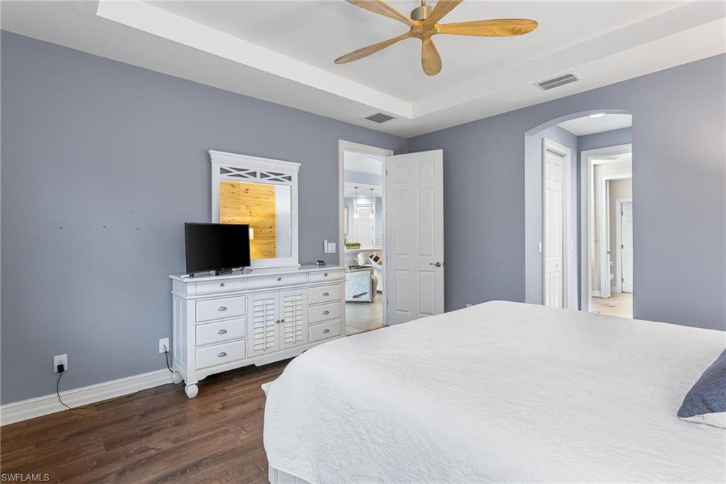 13104 Silver Thorn Loop Property Photo 11