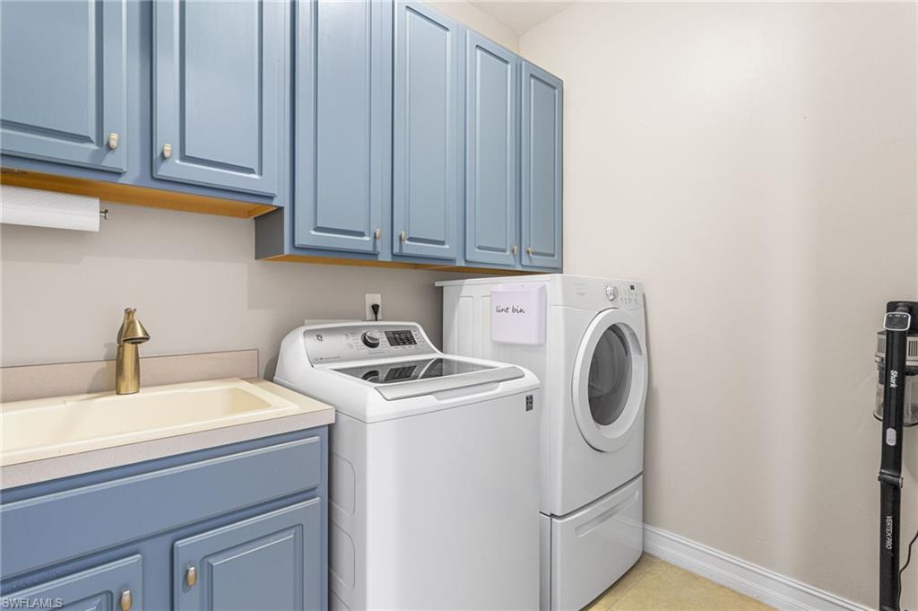 13104 Silver Thorn Loop Property Photo 18
