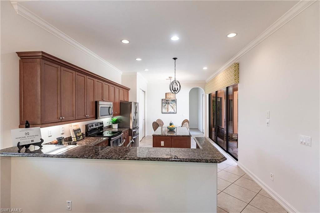 8295 Provencia Ct Property Photo 9