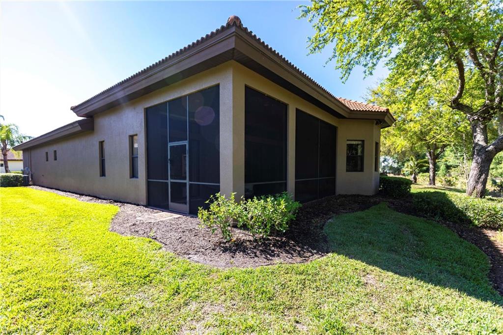 8295 Provencia Ct Property Photo 43