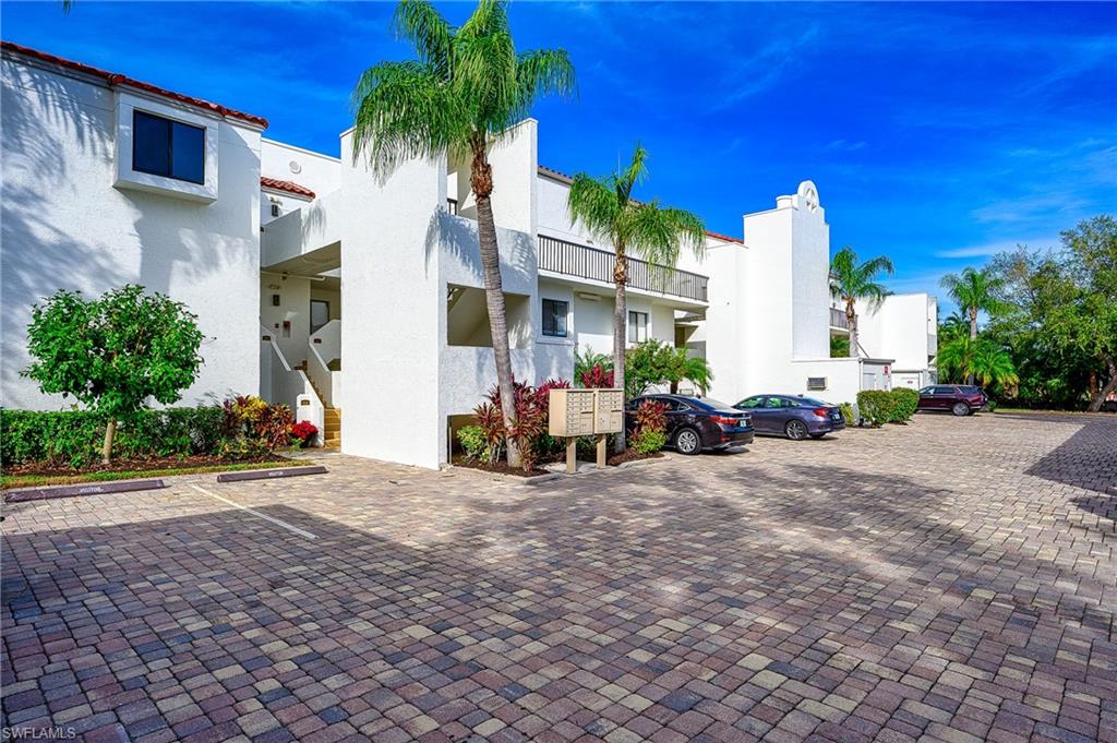 586 Beachwalk Cir # O206 Property Photo 2