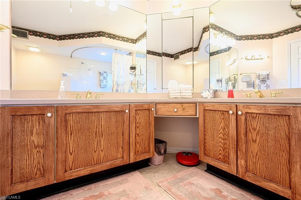 586 Beachwalk Cir # O206 Property Photo 17