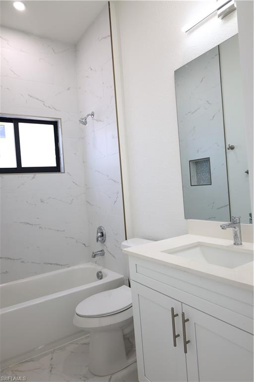 2751 Nw 42nd Pl Property Photo 23