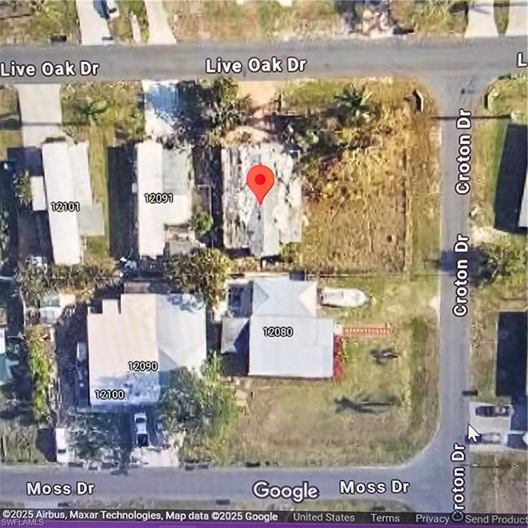 12081 Live Oak Dr Property Photo 2